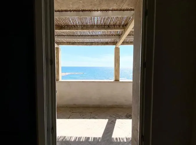 Il Paradiso Sul Mare Maison d'hôtes 3*