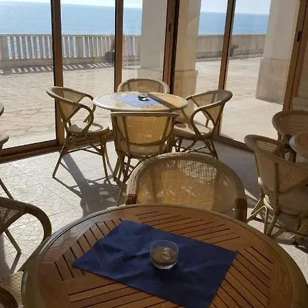 Il Paradiso Sul Mare 3*
