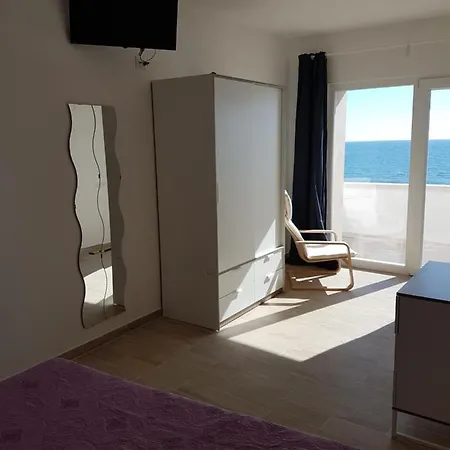 Il Paradiso Sul Mare Pensionat 3*