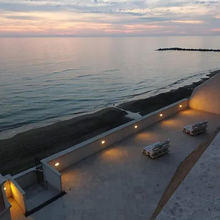 Gasthuis Il Paradiso Sul Mare 3*