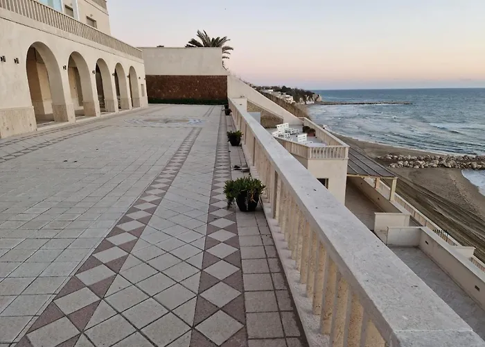 Il Paradiso Sul Mare Gasthof Anzio